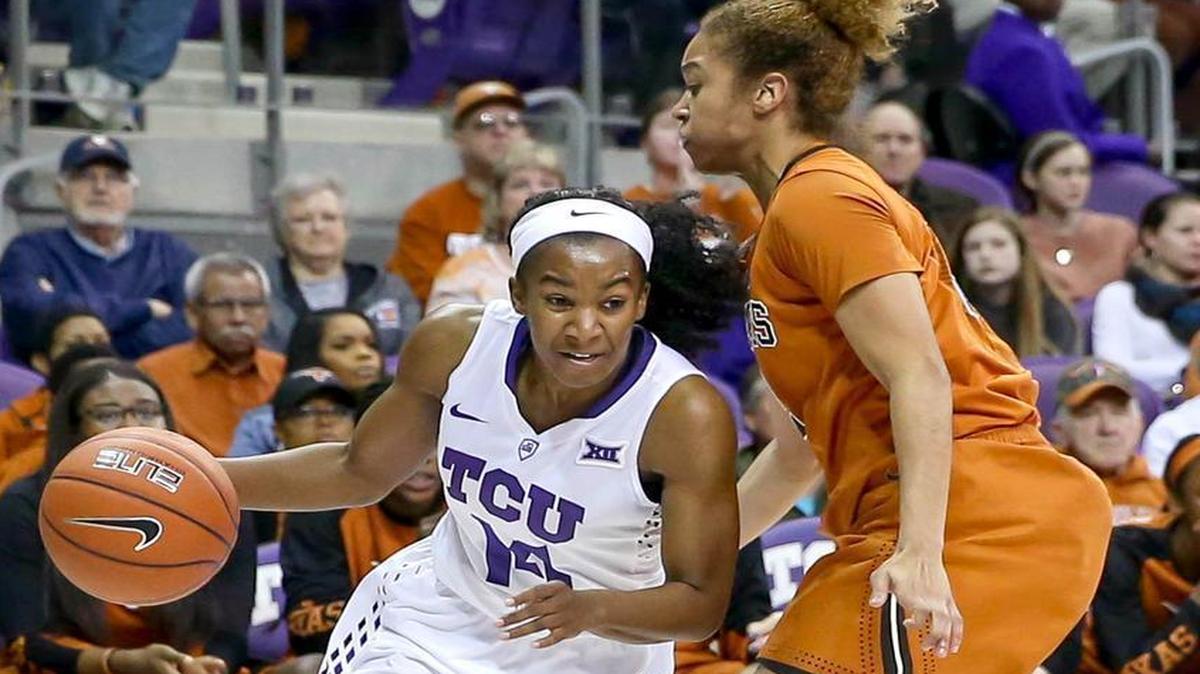 TCU guard Zahna Medley, dribbling past Texas guard Celina Rodrigo, needs 74 points to become the school’s all-time leading scorer.