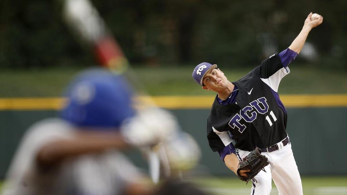 Dalton Horton picked up the win against UTA on March 8.