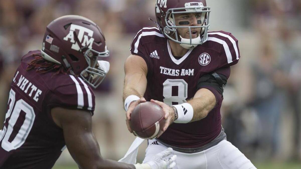Texas A&M quarterback Trevor Knight, right, running back James White and the No. 17 Aggies hope to take down Auburn on Saturday (6 p.m., ESPN) on the road. The visiting team has won this SEC matchup the past years.