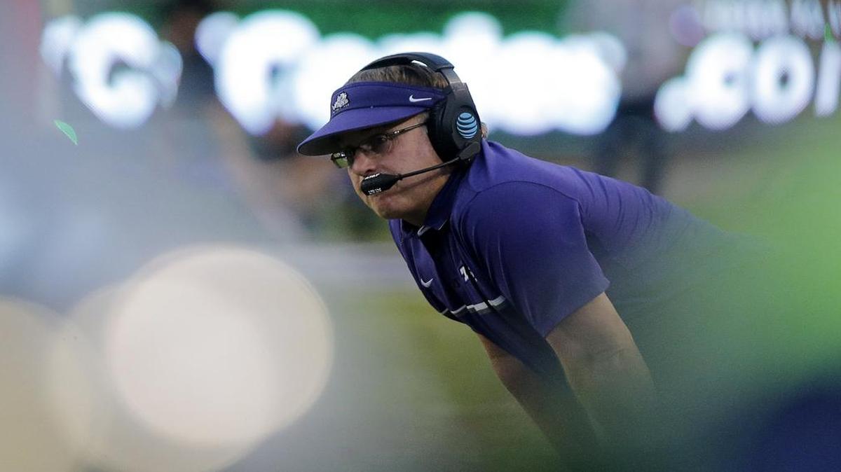 TCU coach Gary Patterson watches the late stages of last week’s game against Oklahoma at Amon G. Carter Stadium. A 52-46 loss knocked the Horned Frogs to 1-1 in the Big 12.