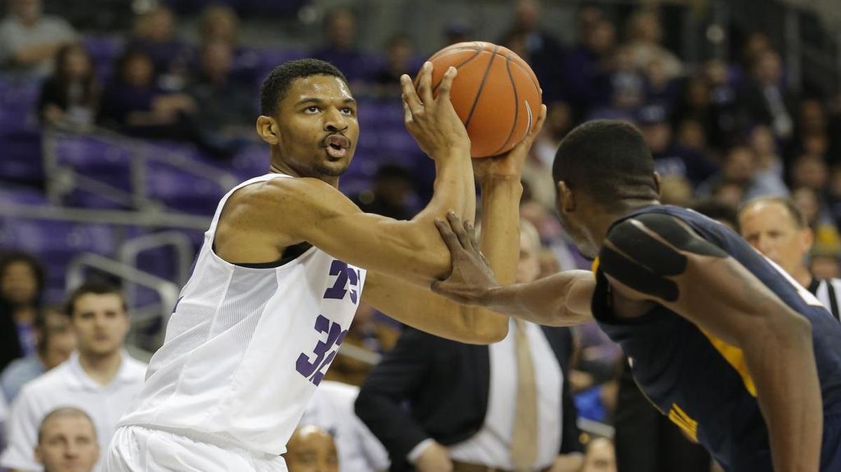 TCU center Karviar Shepherd looks for a shot against West Virginia during the Horned Frogs’ Big 12 home opener at Schollmaier Arena. Shepherd had 18 points and five rebounds, one of his best games of the season, in the Horned Frogs’ 95-87 loss.