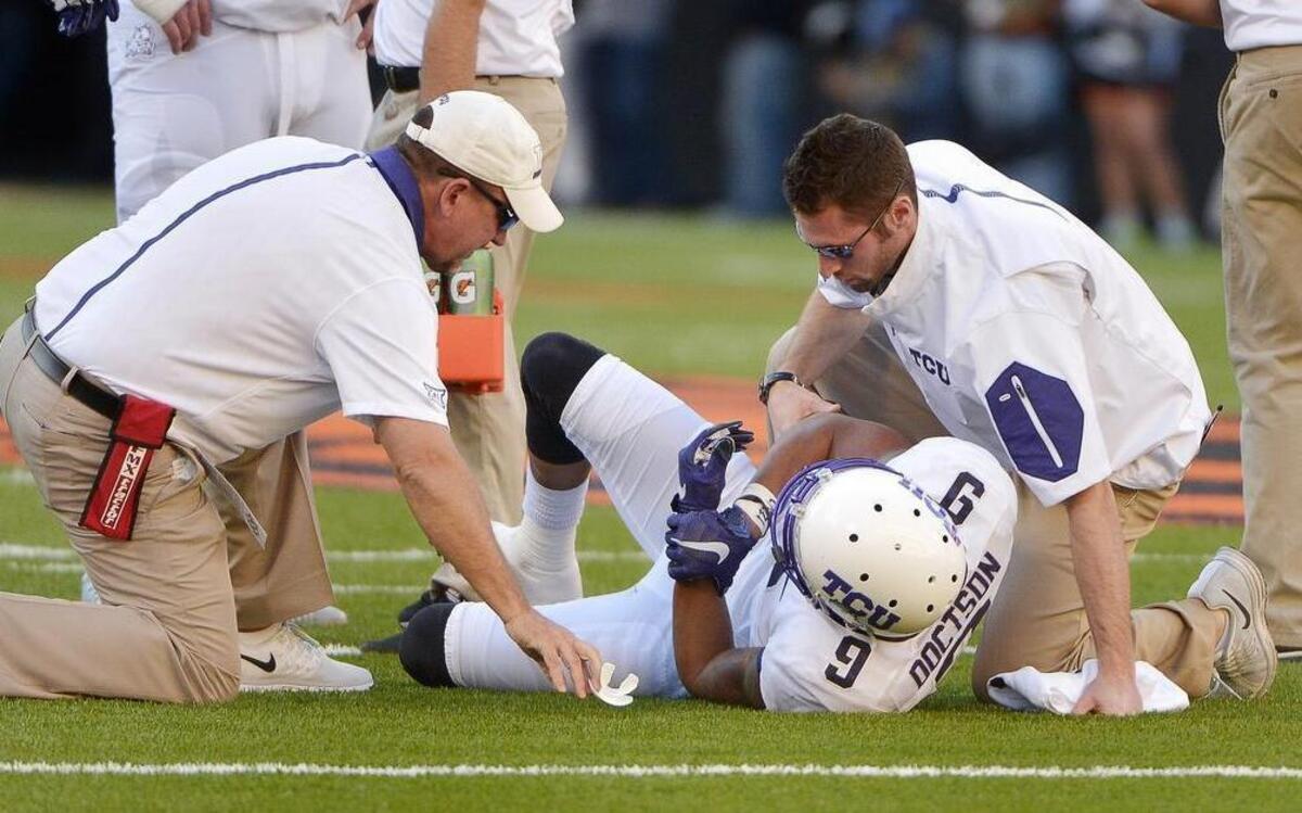 TCU receiver Josh Doctson, who was injured against Oklahoma State, remains questionable for the Alamo Bowl.