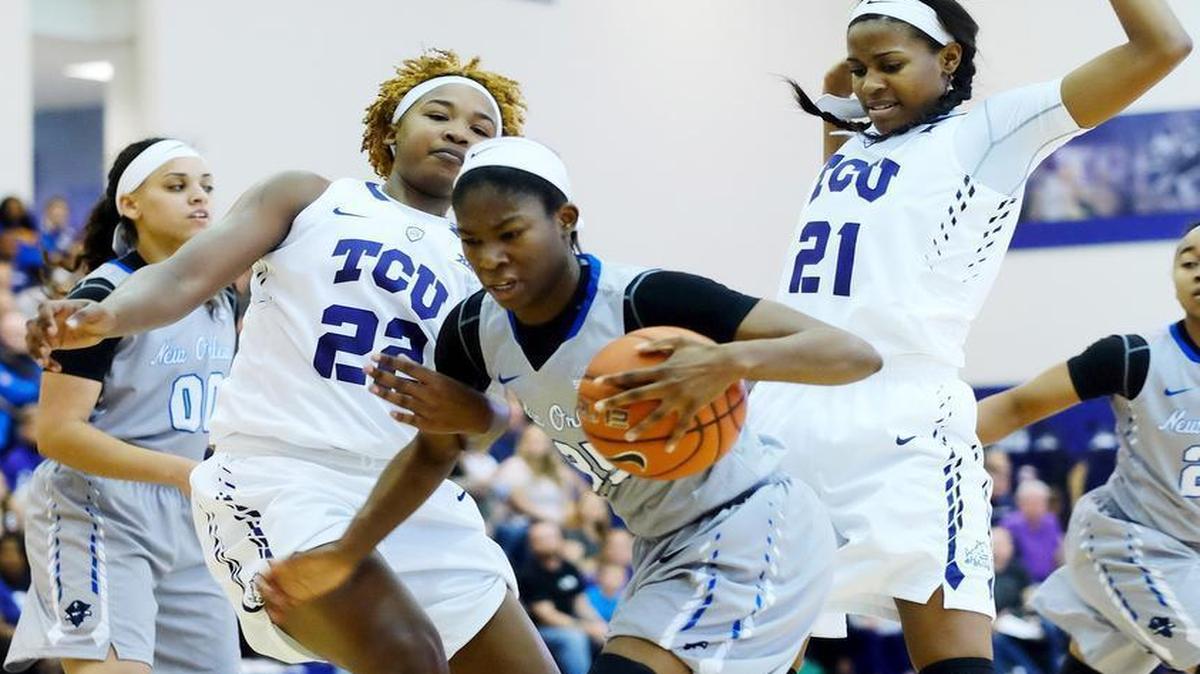 TCU center Jordan Moore, left, and forward Sydney Coleman, right, will face a test from Texas A&M’s post players.