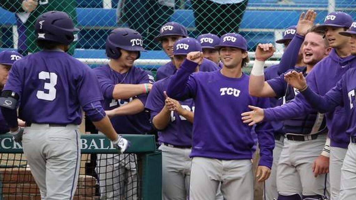 
Elliott Barzilli (3) is met by teammates at the dugout after Barzilli's two-run homer in the second inning during Tuesday’s 7-1 victory at UT Arlington.
