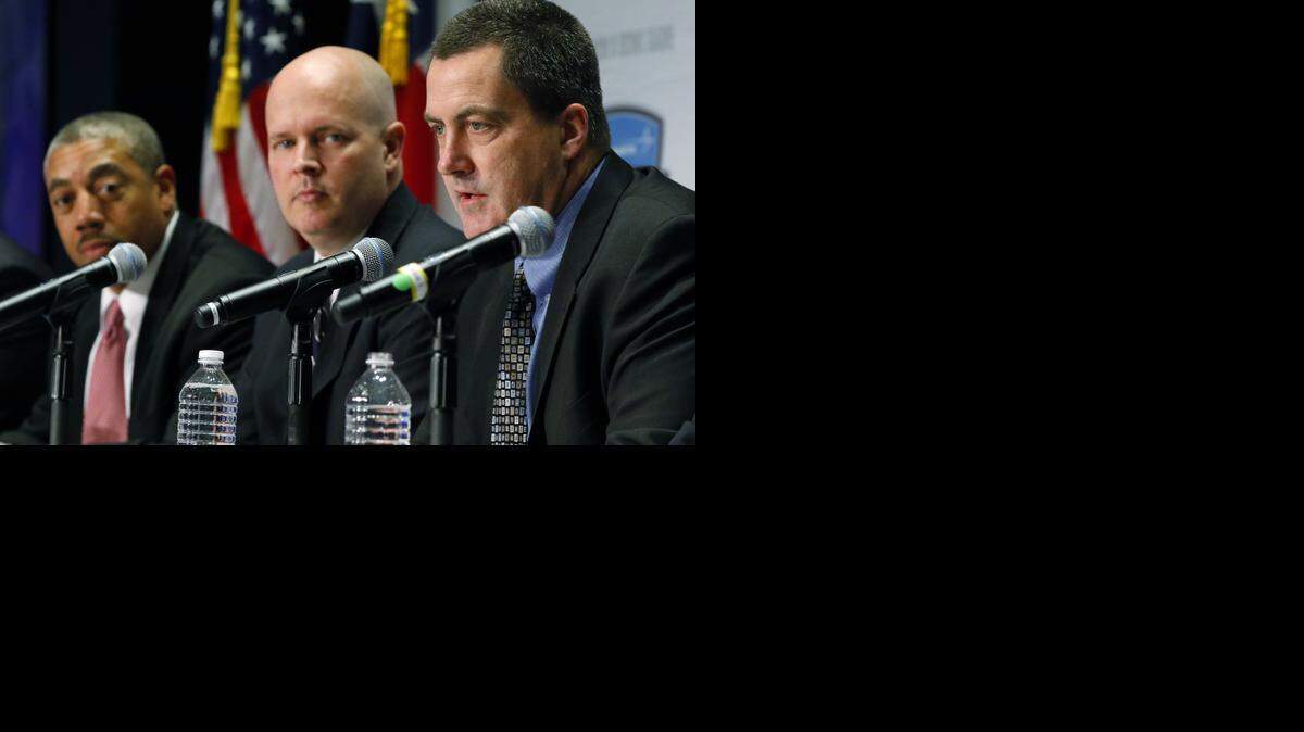 
From left, Vernon Hargreaves, Houston linebackers coach; Brant Ringler, executive director of the Armed Forces Bowl for ESPN; and Pittsburgh coach Paul Chryst answer questions Monday at Lockheed Martin.


