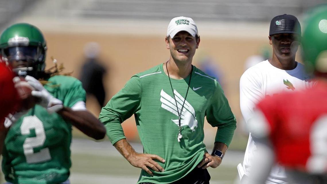 Former Texas Tech quarterback Graham Harrell, who served as the North Texas offensive coordinator since 2016, was hired late Monday by Southern Cal for the same position.