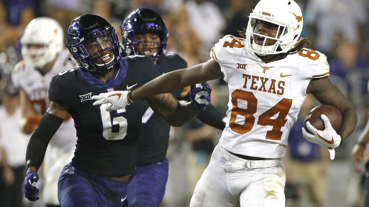 Texas wide receiver Lil'Jordan Humphrey (84) played for Southlake Carroll.