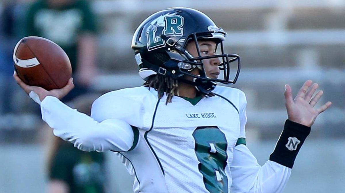 
Mansfield Lake Ridge quarterback Jett Duffey committed to Texas Tech on Tuesday, headlining a week of recruiting action across Tarrant County.
