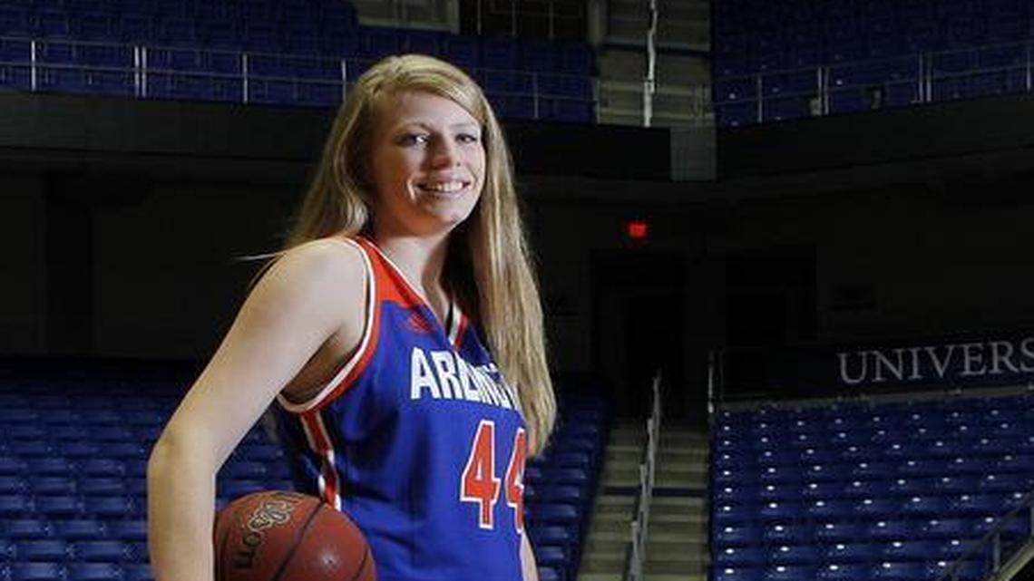 UTA’s Rebekah VanDijk hit 8-of-12 from the field and match her season high of 18 points in Thursday’s victory at Appalachian State.