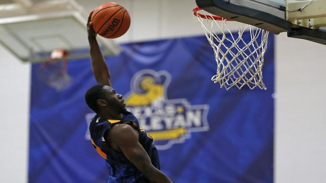 Dion Rogers scored 22 points Saturday to lead Texas Wesleyan past Dalton State (Ga.) and into the NAIA Fab Four.