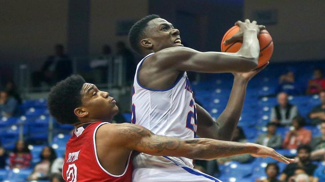 Kevin Hervey, shown here against Bradley, had 22 points and 10 rebounds in the second half against Georgia Southern on Saturday.