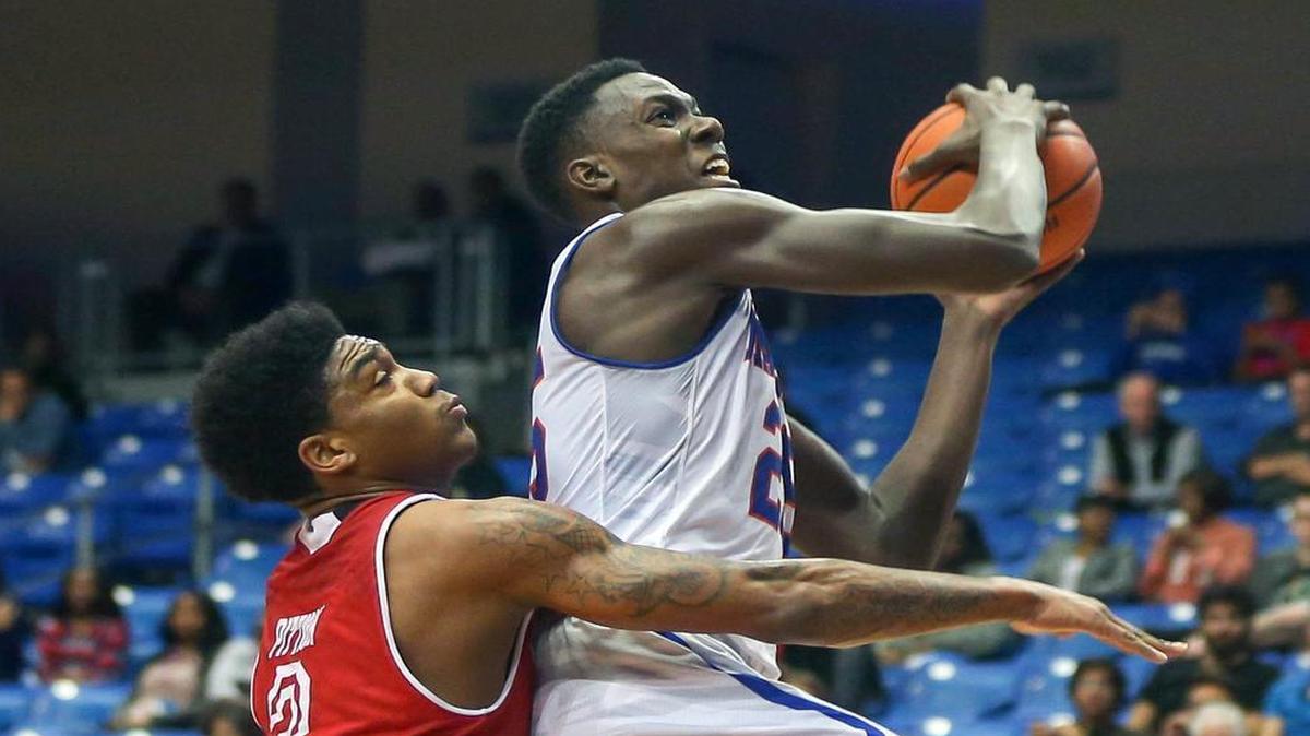 Kevin Hervey, shown here against Bradley, had 22 points and 10 rebounds in the second half against Georgia Southern on Saturday.