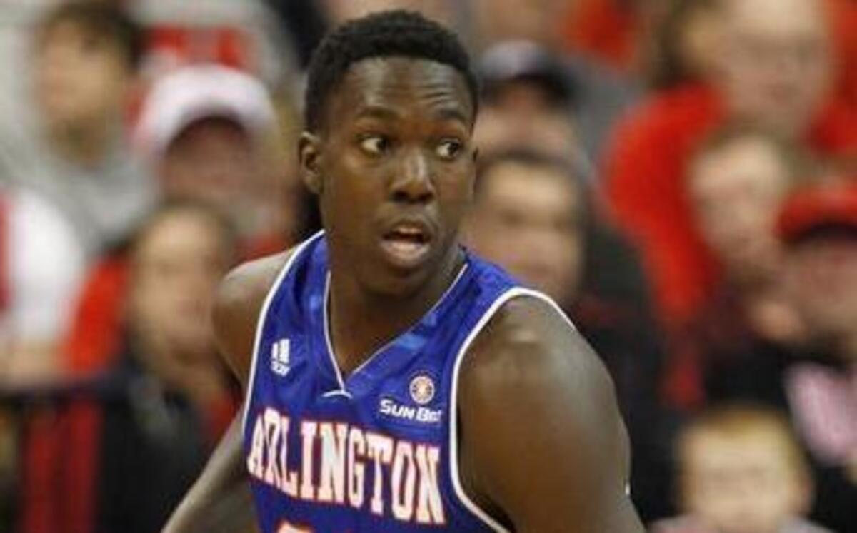 UT Arlington’s Kevin Hervey, playing against Ohio State earlier this season, had 24 points and 11 rebounds in the Mavericks’ defeat Saturday at South Alabama.