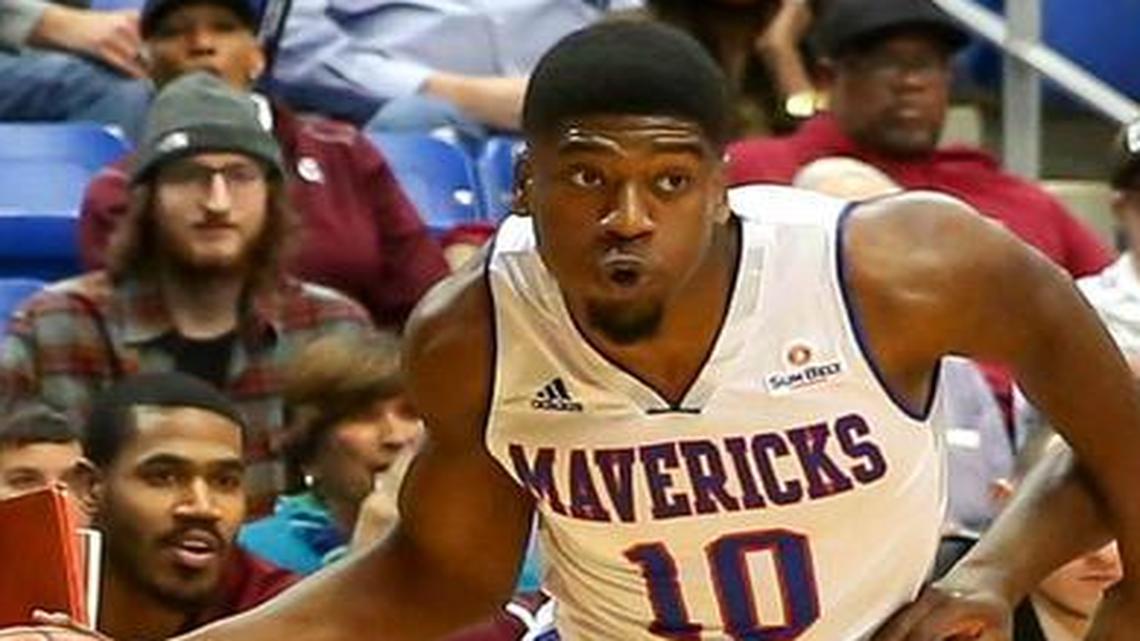 UTA guard Jalen Jones, playing against Arkansas-Little Rock last season, scored 23 points Saturday in a 71-55 victory over Louisiana-Monroe.