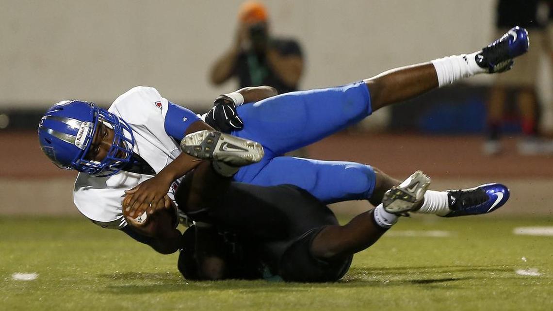 Not many opponents got past Arlington High linebacker Matthew Anunda this season. Anunda was named to The Associated Press Class 6A All-State team Thursday.