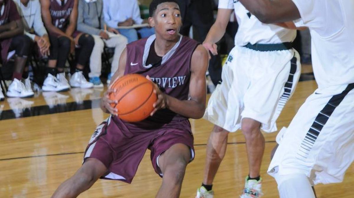 Chris Mullins of Mansfield Timberview, shown lst season against Lake Ridge, scored 16 of his 23 points in the second half Friday night against West Mesquite in the regional semifinals.