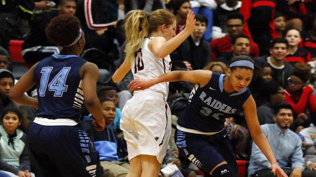 Lexi Gordon, the all-time leading scorer at Hurst L.D. Bell, said she has always been interested in playing for UConn.