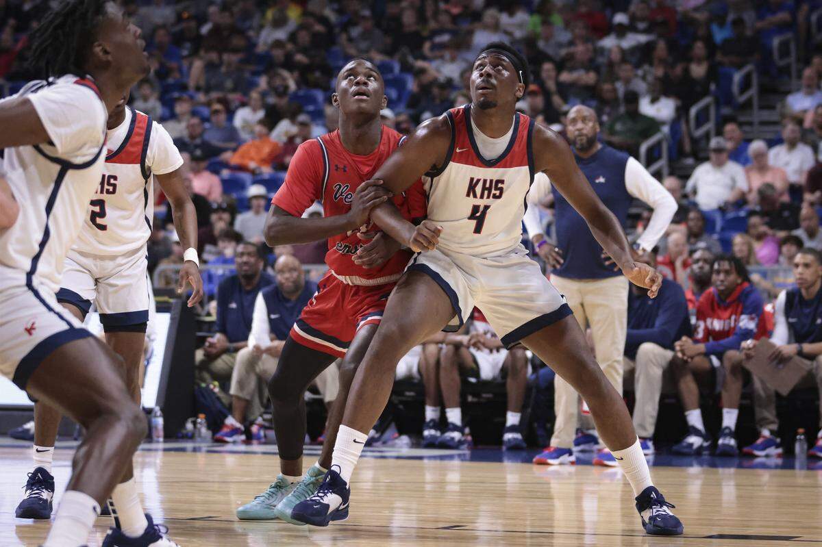 DaCannon Wickware of Dallas Kimball fights for rebound position against San Antonio Veterans Memorial in a Class 5A state semifinal on Thursday, March 9, 2023 at the Alamodome in San Antonio, Texas.