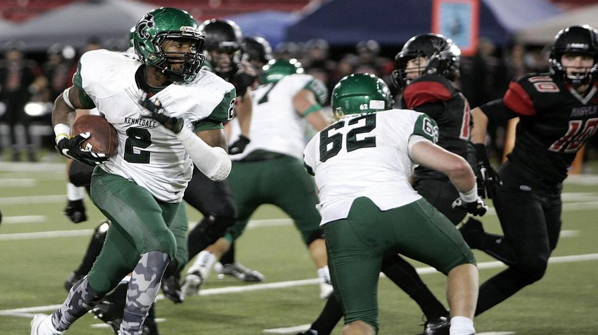 Kennedale running back Quardraiz Wadley, in action against Argyle in a playoff game Nov. 27, finished the season with 2,490 yards rushing and 46 touchdowns.