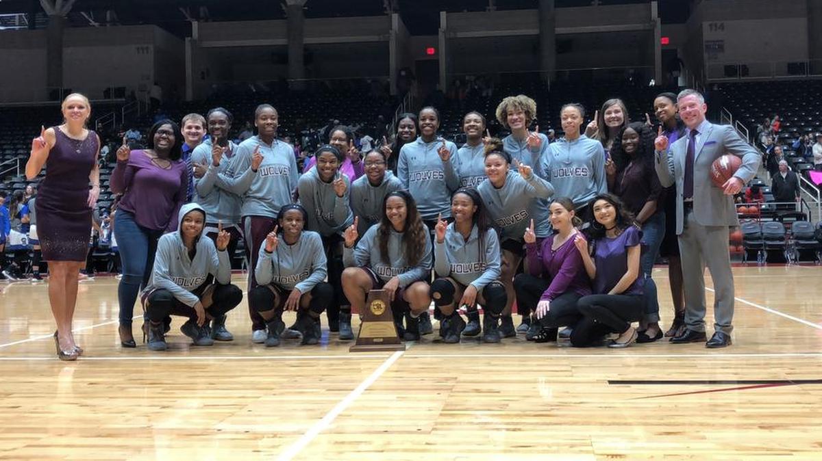 Mansfield Timberview clinches a state tournament berth following a 54-32 win vs. Summit at Curtis Culwell Center, Saturday February 24, 2018.