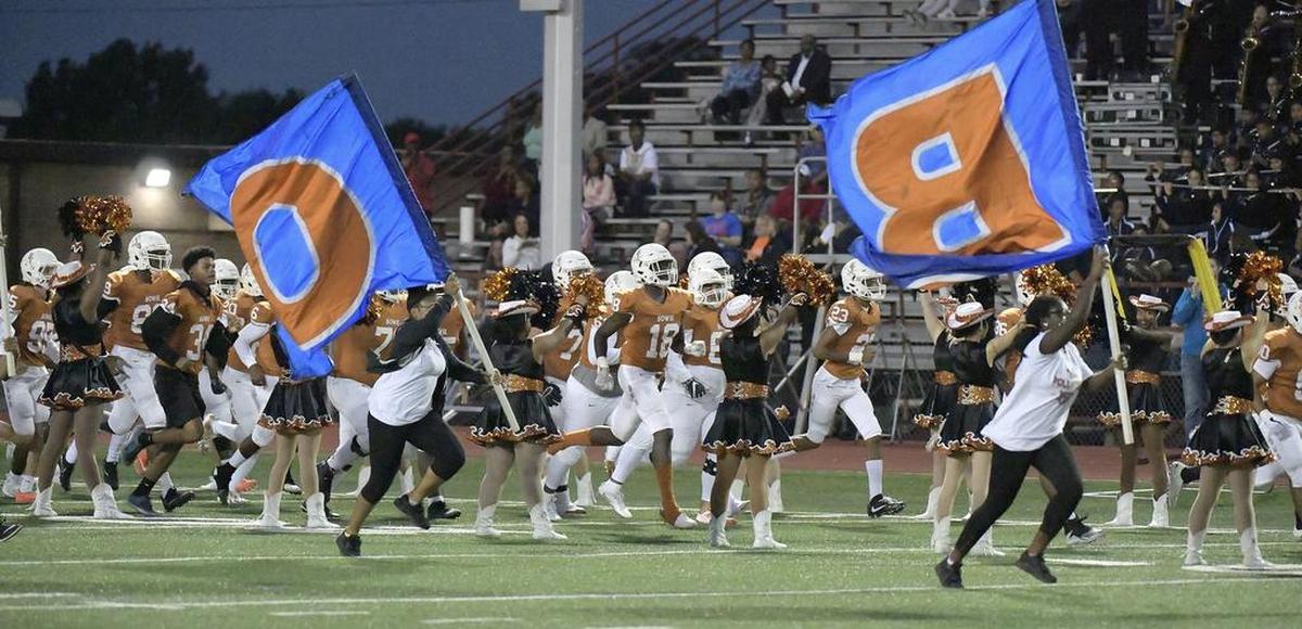 Bowie Volunteers takes the field before the Martin game, Sept. 29, 2017.