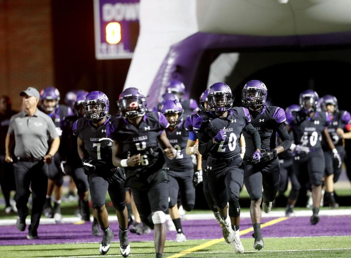 Crowley Eagles take to the field for their game against Mansfield Legacy, Sept. 8, 2017.