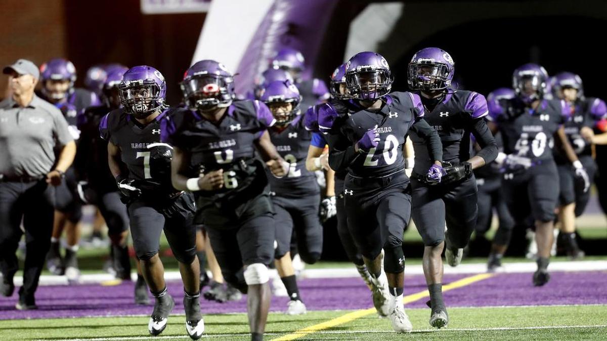 Crowley Eagles take to the field for their game against Mansfield Legacy, Sept. 8, 2017.