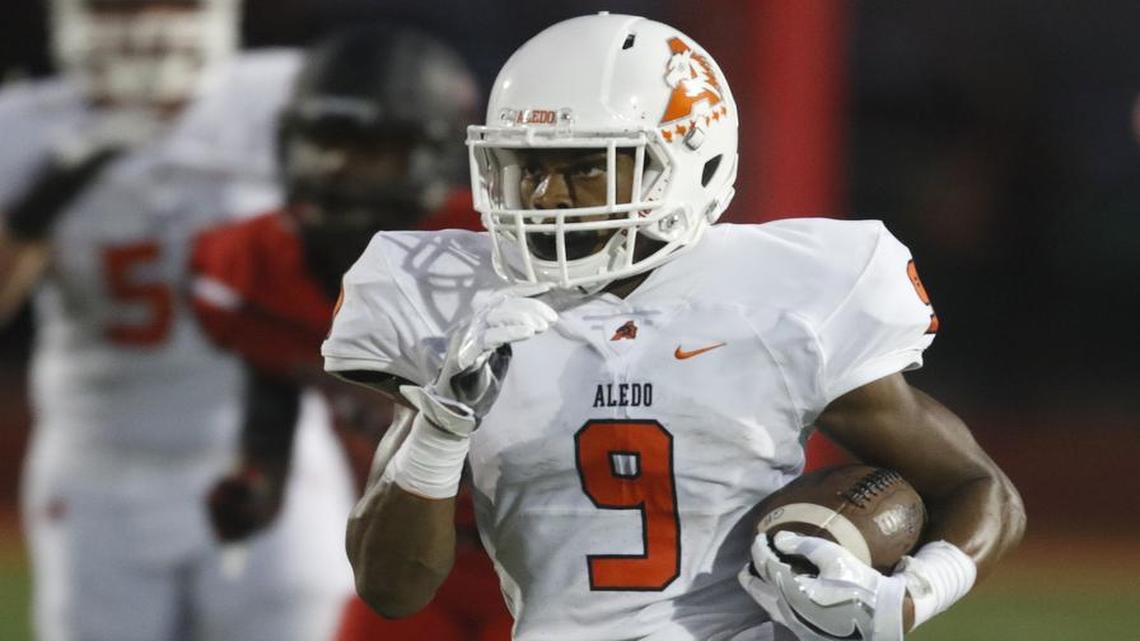 Aledo running back Jase McClellan (9) takes off up field during a high school football game between Aledo and Colleyville Heritage at Mustang-Panther Stadium Friday night Aug. 26, 2016.