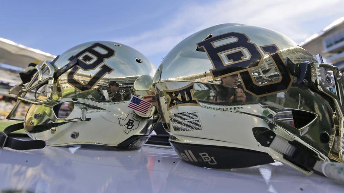 The Baylor football program received a commitment Sunday from Southlake Carroll offensive lineman Ryan Miller. He is the fourth Fort Worth-area senior to commit to the Bears in the past week. Otero, File)