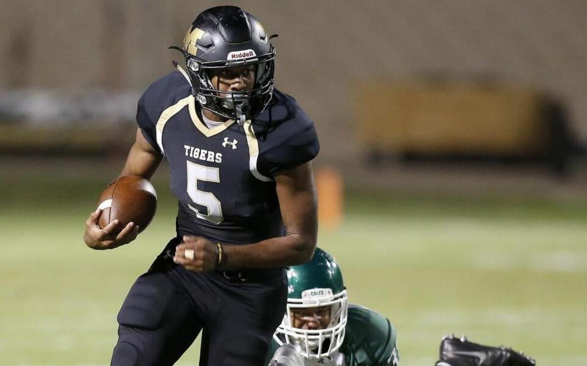 Mansfield running back Kennedy Brooks rushed for 263 yards.