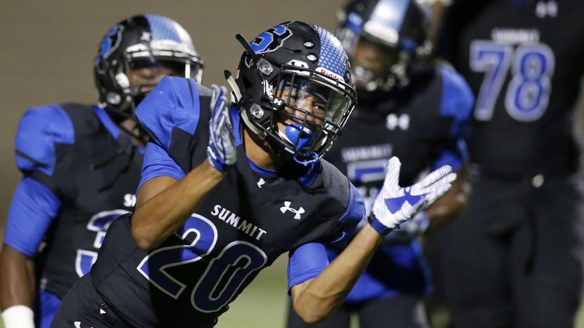 Mansfield Summit’s William Jones (20) reacts to making a touchdown catch against Waxahachie in the second half of high school football action at Newsom Stadium in Mansfield, Texas on Friday, Sept. 16, 2016.