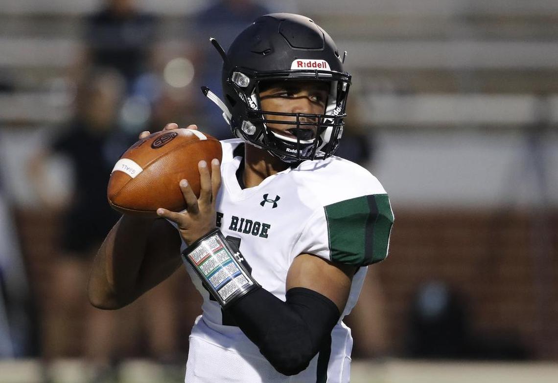 Lake Ridge quarterback Chandler Rogers