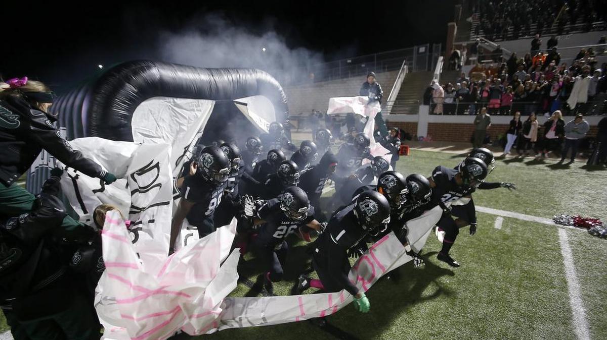 The Mansfield Lake Ridge Eagles team takes the field earlier this season.