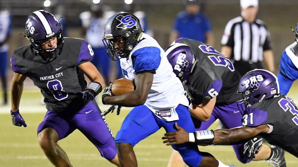 Mansfield Summit's Richard Chark and the Jaguars meet Timberview in a game with a playoff spot going to the winner.