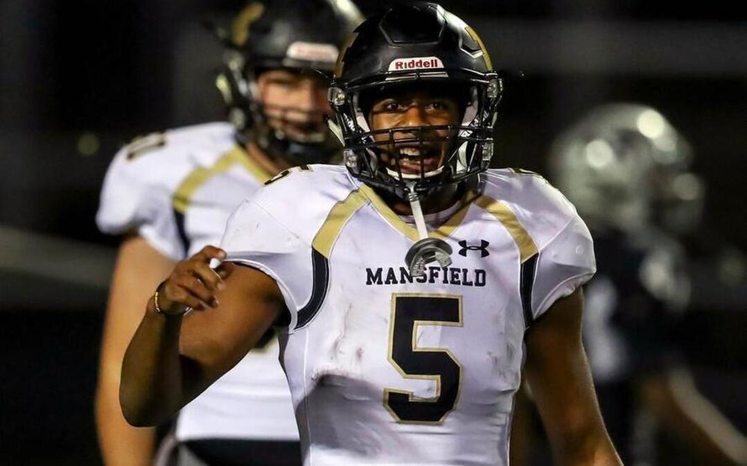 Mansfield Kennedy Brooks celebrates a touchdown against Arlington Martin, Oct. 7, 2016.