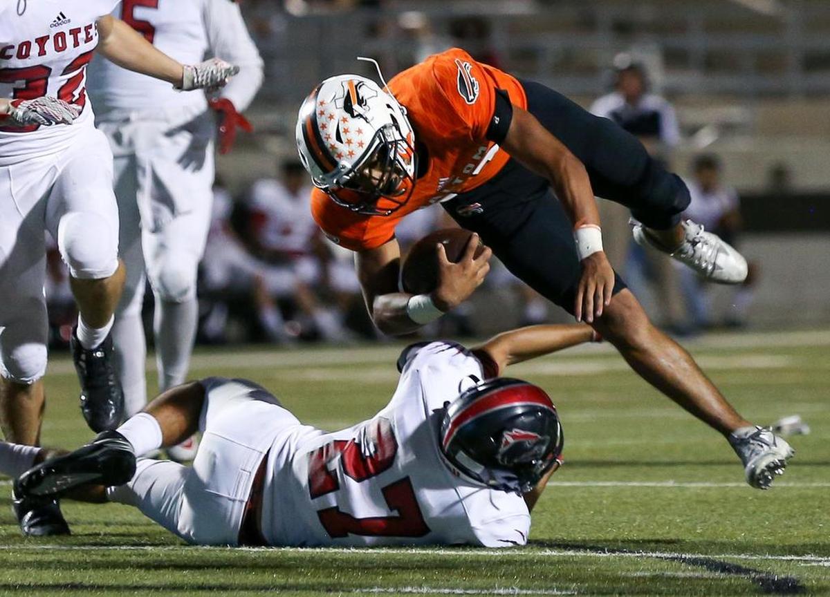 Haltom quarterback Michael Black