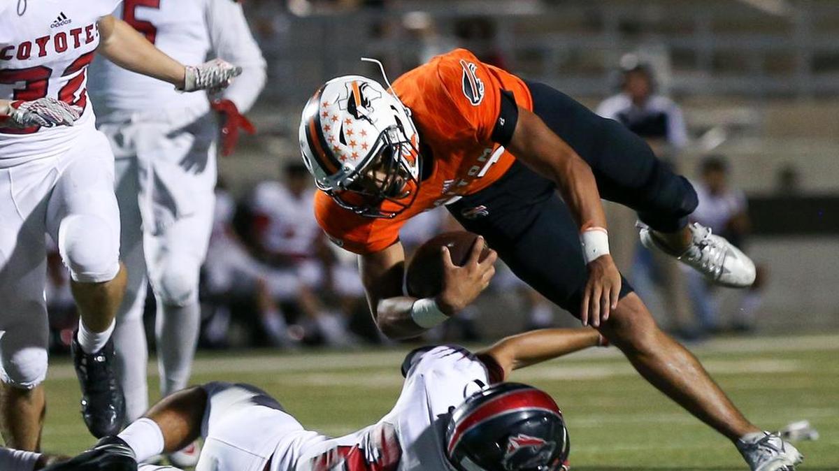 Haltom quarterback Michael Black