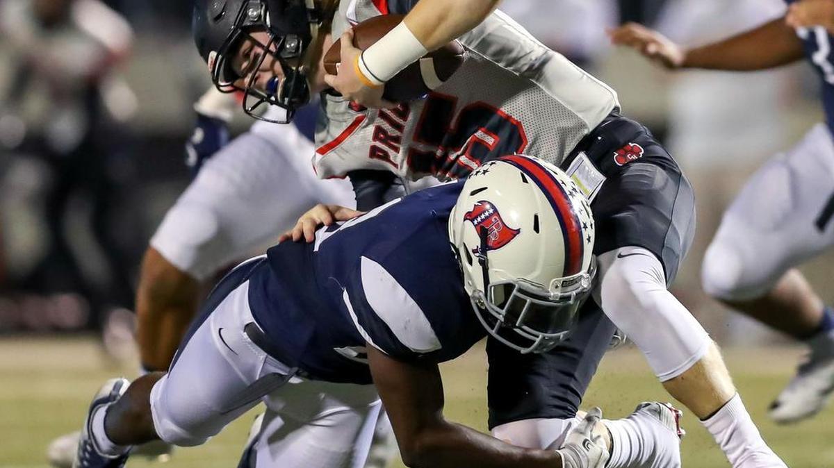 Richland LB Dashaun White is one of the top players in the country.