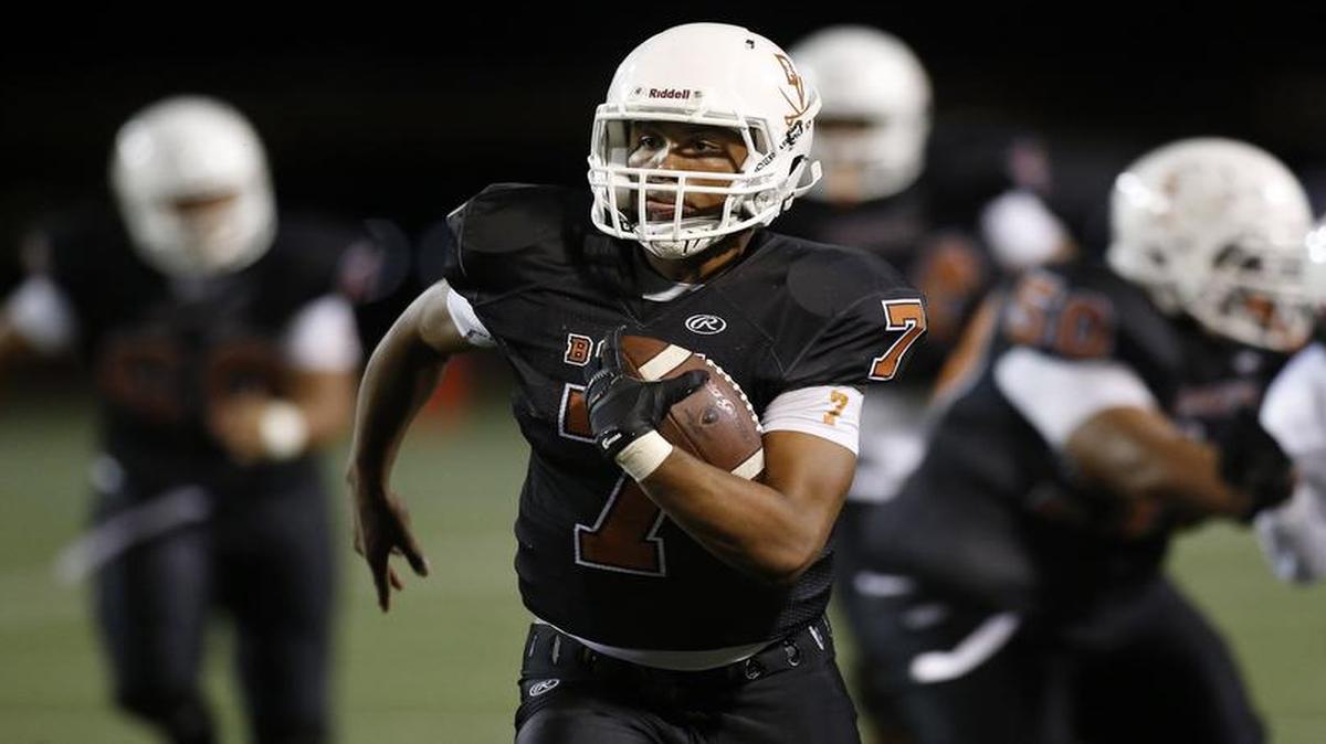 Arlington Bowie quarterback Donoven Davenport leads the charge this season after accounting for nearly 2,000 yards and 18 total touchdowns in 2015.