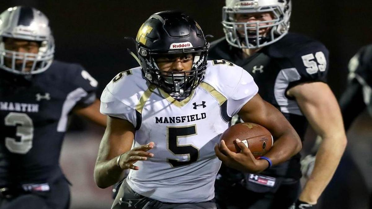 Mansfield RB Kennedy Brooks (5) has lots of room to run against Arlington Martin on Friday night, October 7, 2016.