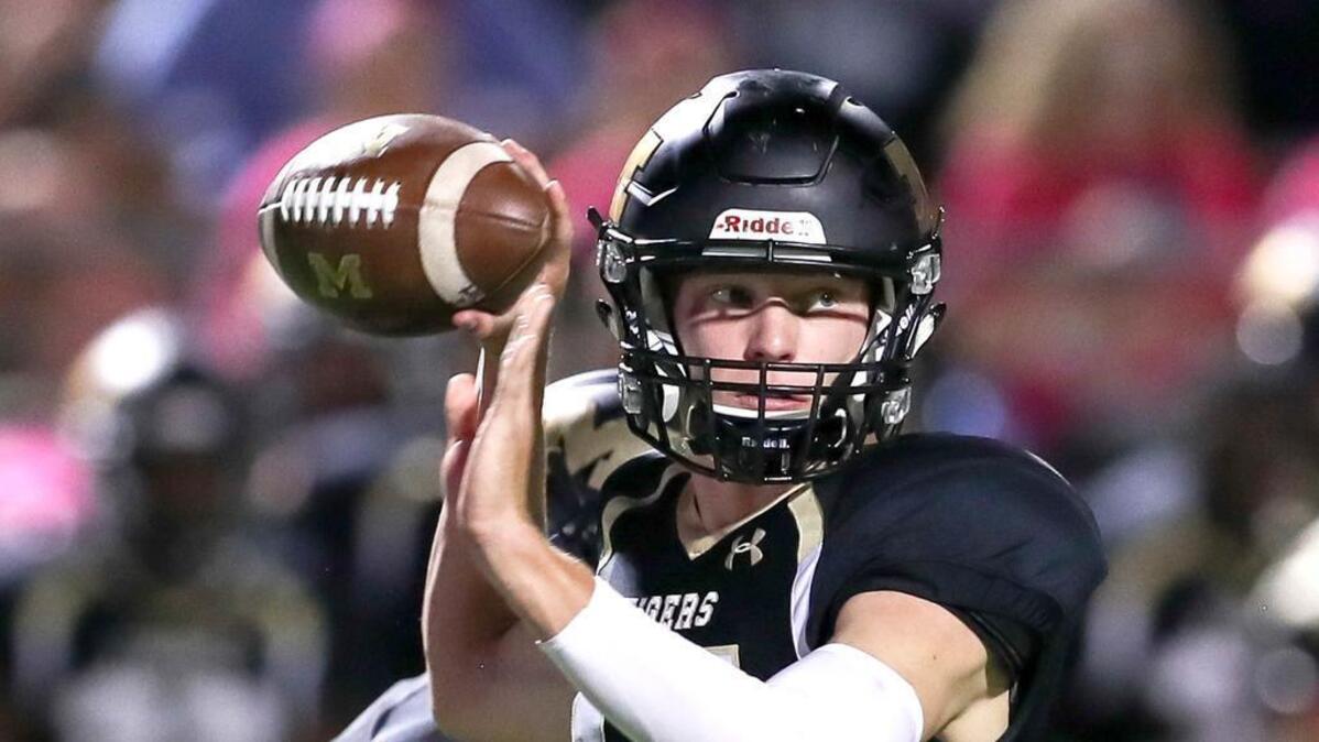 Mansfield quarterback Shawn Hartsfield had a big game against Keller Central.