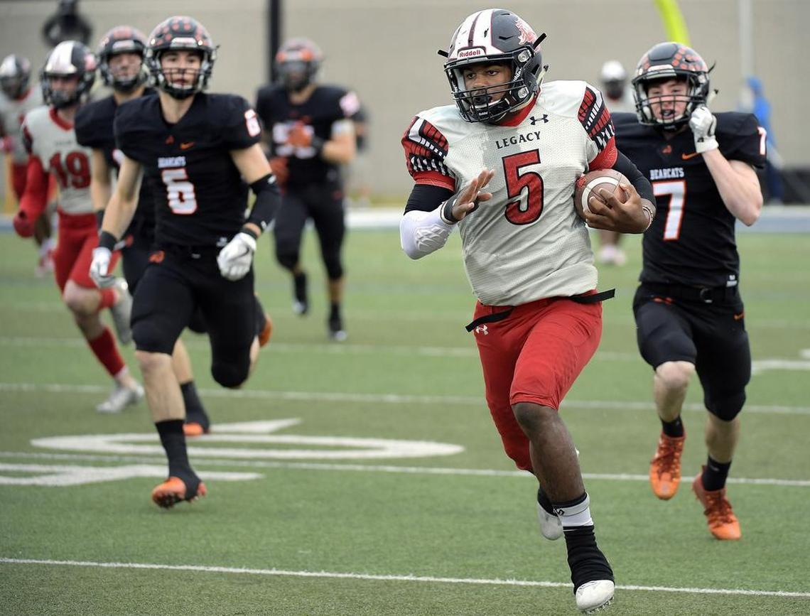 Mansfield Legacy’s Jalen Catalon (5) out runs Aledo Bearcats cornerback Jake Ford (7) and strong safety Jake Mclendon (6) and the rest of the defense on an 86-yard touchdown run.