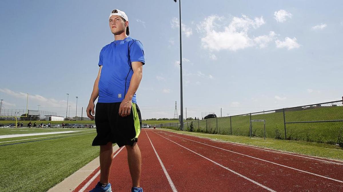 Brandon Reasoner of Fort Worth Southwest enters the regional meet, his third straight season to qualify, with the best time in the region at 1:55.20.
