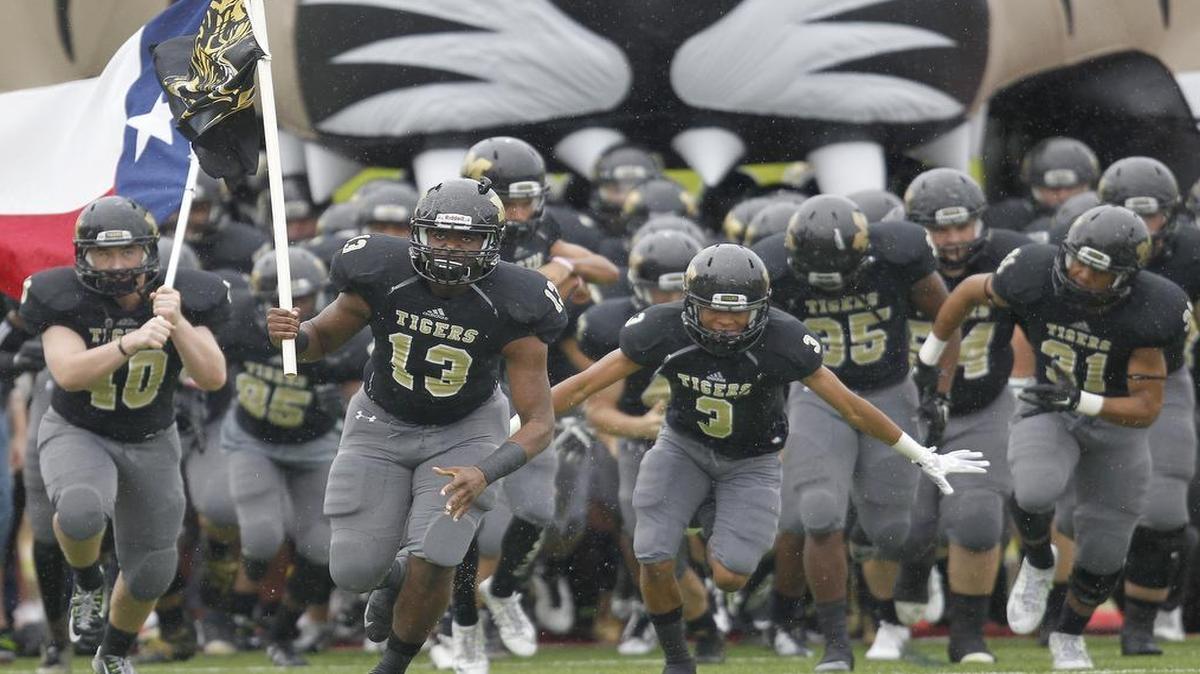 The Mansfield Tigers, who reached the state semifinals in 2015, will join the Arlington schools in next year’s realignment.
