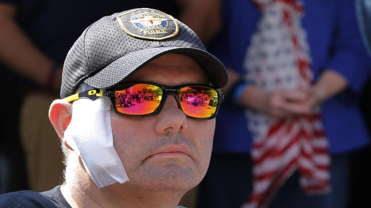 Recovering Fort Worth Police officer Matthew Pearce will visit the Dean & DeLuca Invitational at Colonial Country Club on Thursday.