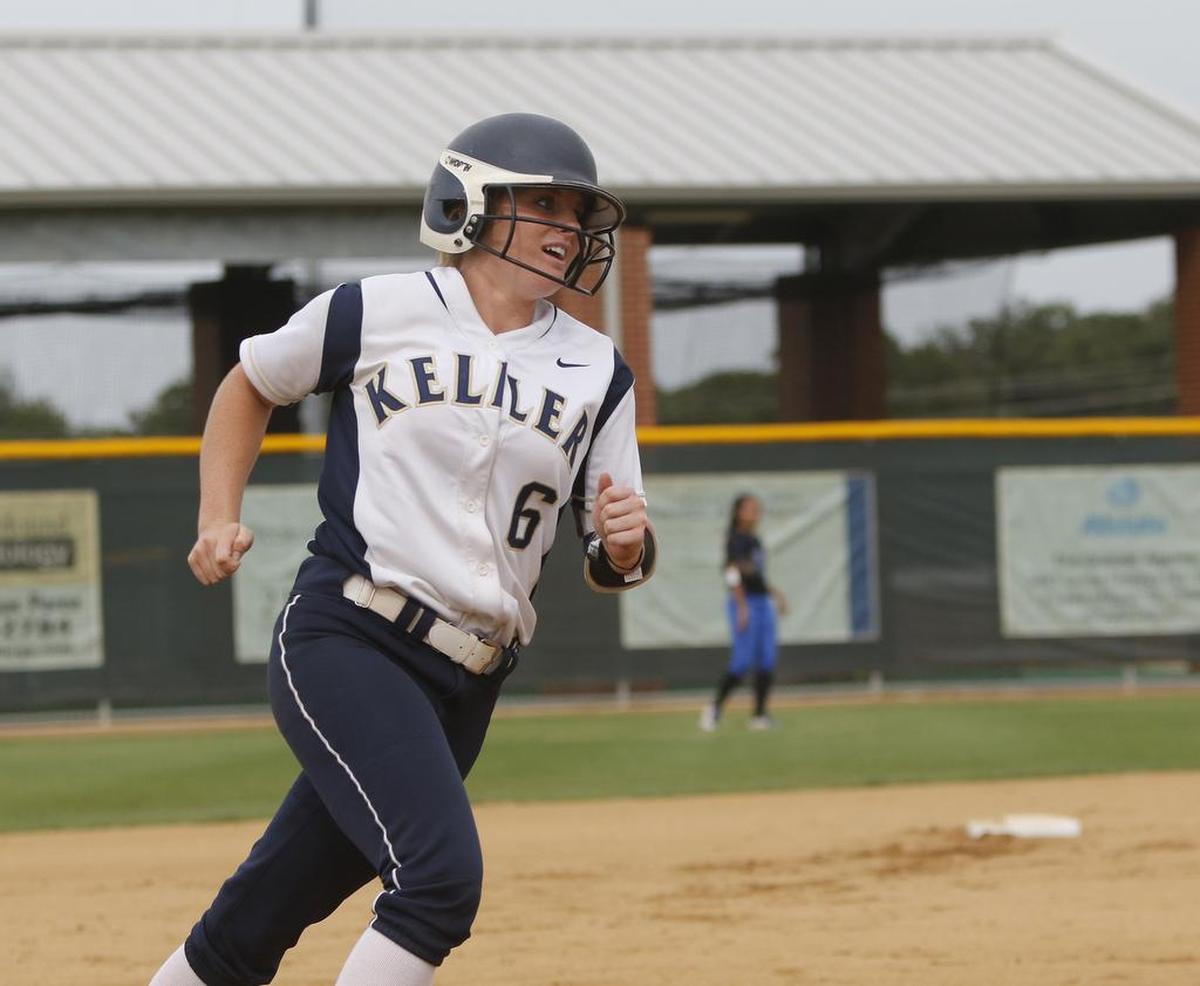 Keller shortstop Kasey Simpson (6) rounds third after her two-run homer against Plano West on Friday.