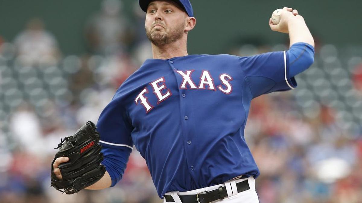 
Left-hander Matt Harrison, traded Friday to Philadelphia, said that he will miss his old Rangers teammates.
