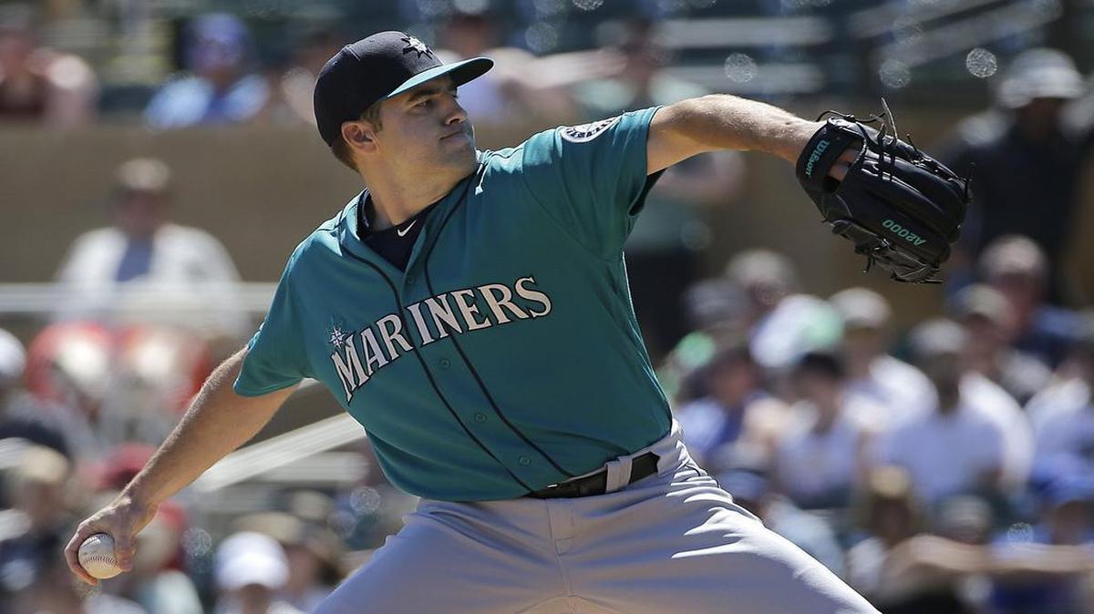 Mariners starter Nathan Karns, who attended Arlington Martin High School, attended his first Opening Day at Globe Life Park when the Martiners opened against the Rangers.