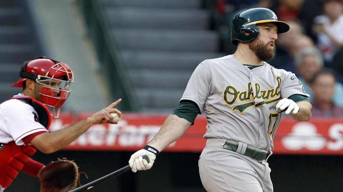 Ike Davis’ season with the Oakland A’s was cut short in 2015 because of a hip injury that required surgery.