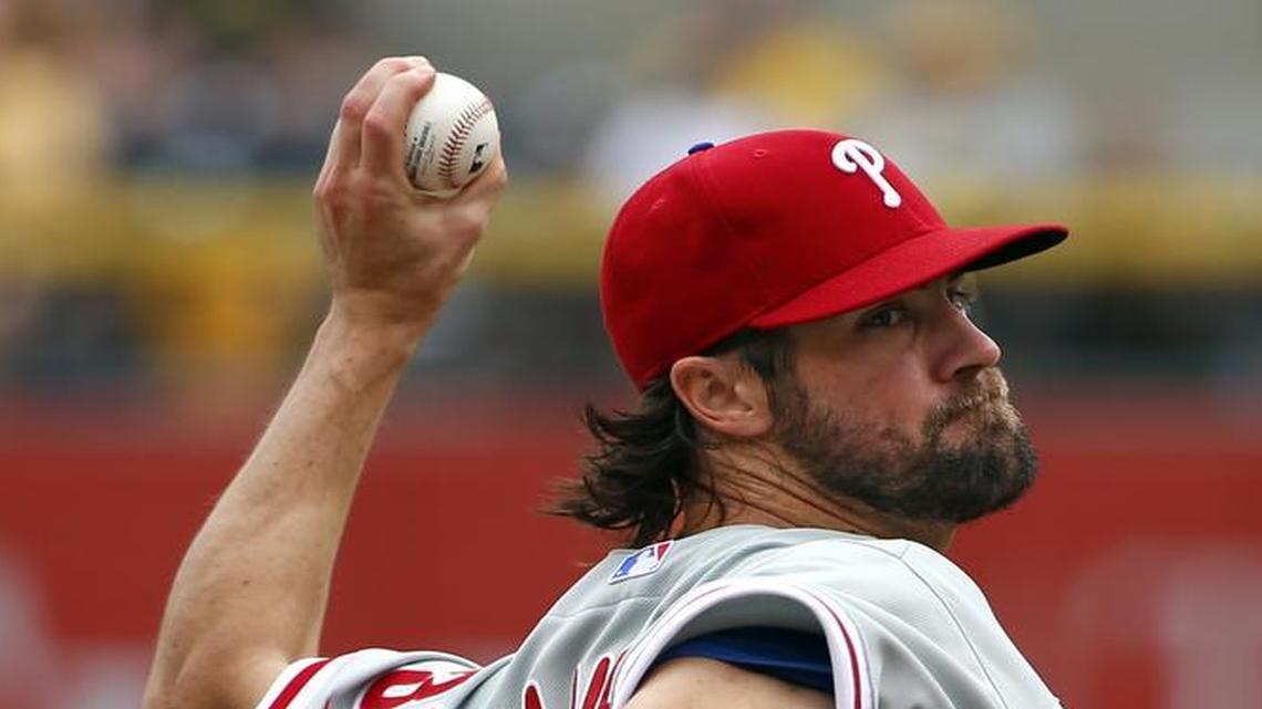 
Cole Hamels could start for the Rangers as soon as Saturday after the trade to acquire him was announced Friday.
